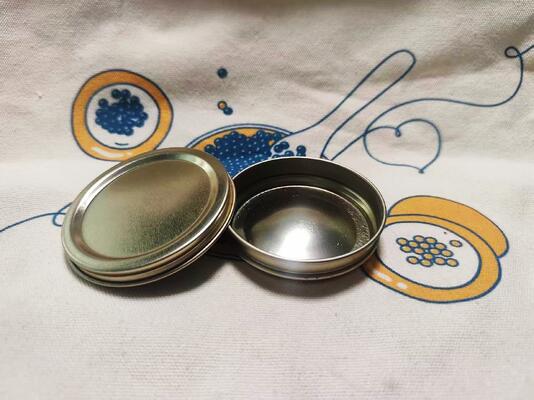 Kalite  Brand-new 30g caviar tins at promotional price light gold | Valid Oct 2026 – Nov 2026 Feel free to contact us for inquiries. tt5lv Fabrika
