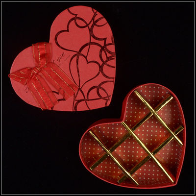 Valentines için kalbi şeklinde lüks sert şekerli hediye kutuları