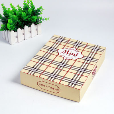 Erkek ve Çocuk Çorapları İçin Kapaklı Kare Şekilli Kağıt Paket Kutusu